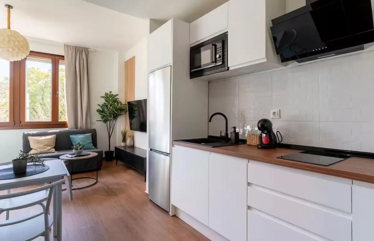 Апартаменты Estudio Moderno Con Parking, Frente Al Palacio De Congresos Севилья